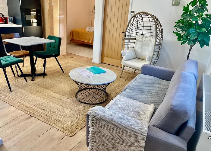 The Dance School - 1 And 2 Bedroom Apartments In The Heart Of Chesterfield