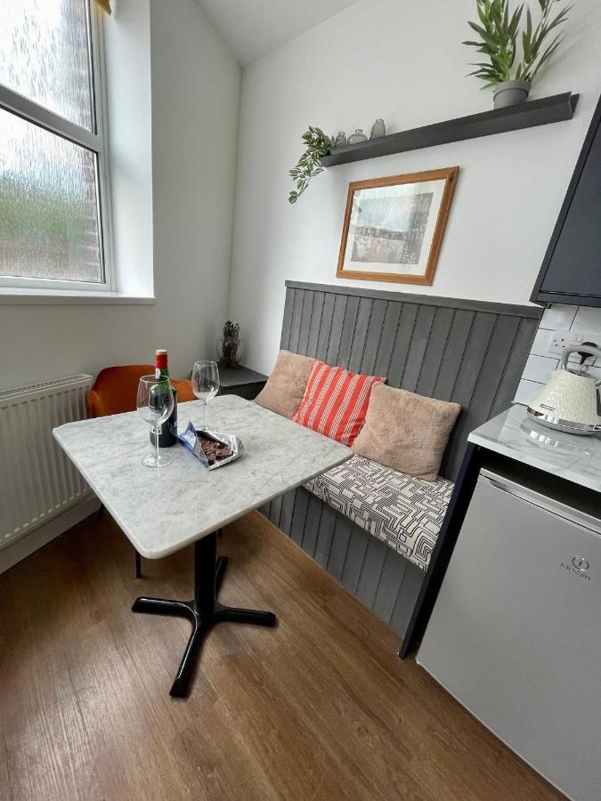Apartment The Dance School - 1 And 2 Bedroom In The Heart Of Chesterfield