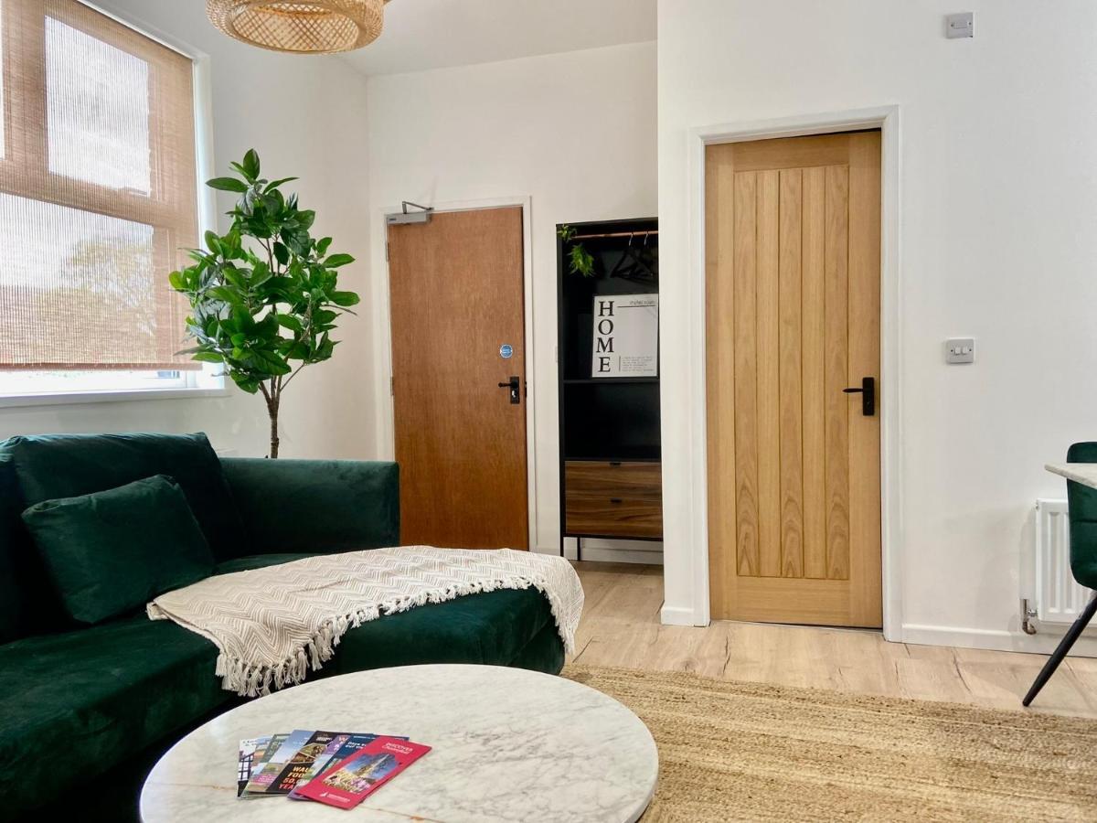 The Dance School - 1 And 2 Bedroom In The Heart Of Apartment *