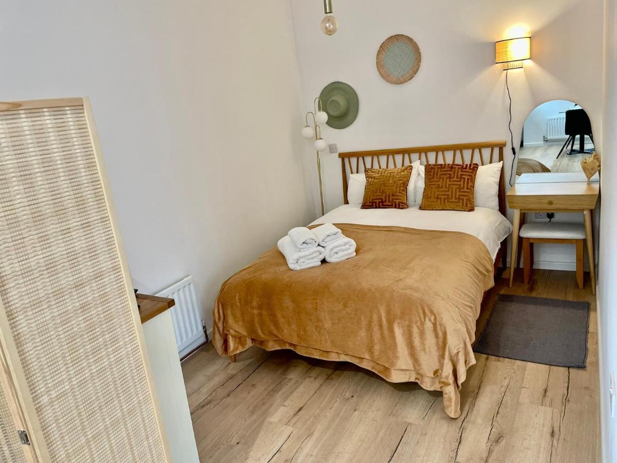 The Dance School - 1 And 2 Bedroom In The Heart Of Apartment *