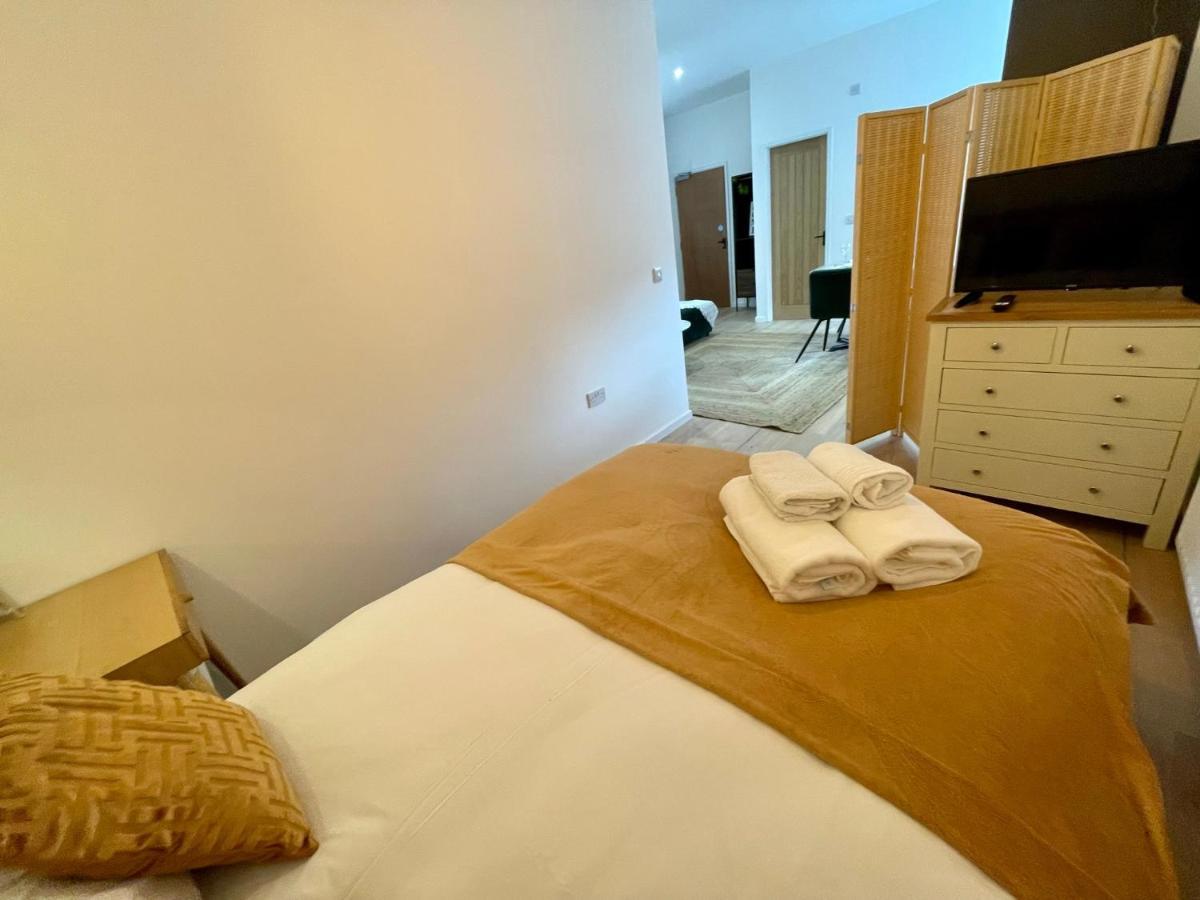 The Dance School - 1 And 2 Bedroom In The Heart Of Apartment *